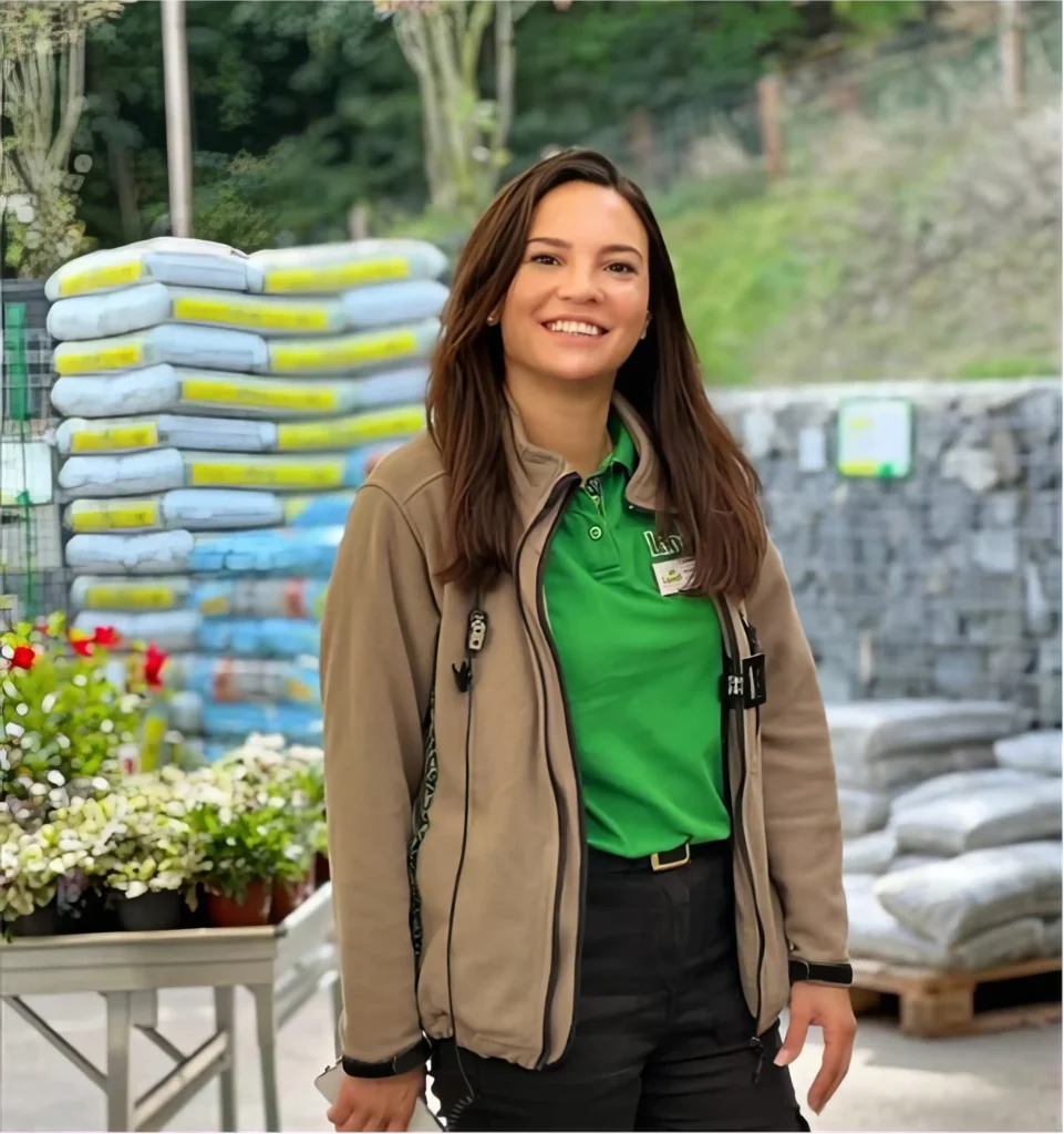 Damla berät Sie gerne